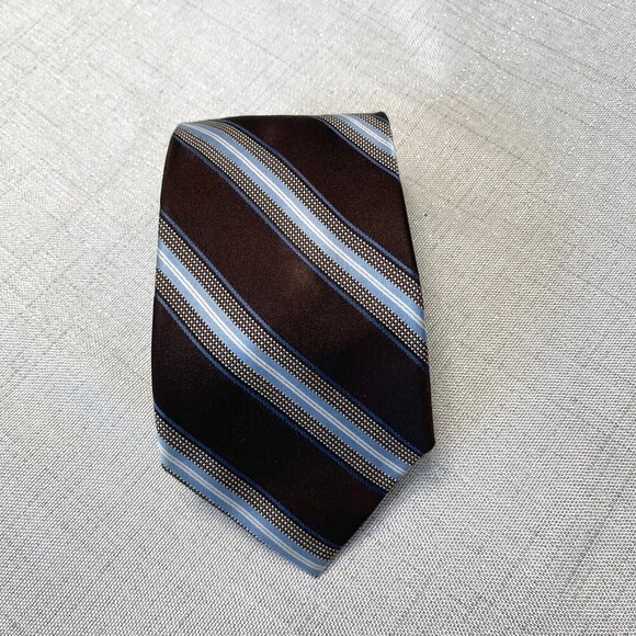 NWOT Michael Kors 100% Silk Men’s Tie. Brown and Blue. - Picture 10 of 10